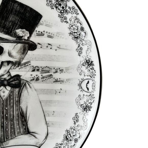 Eaton Fine Dining Halloween ‘Love You To The Bones’ 10.25” Plate Set of 4 - New! - Picture 10 of 15